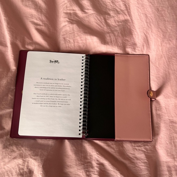 COACH Notebook - Picture 5 of 5